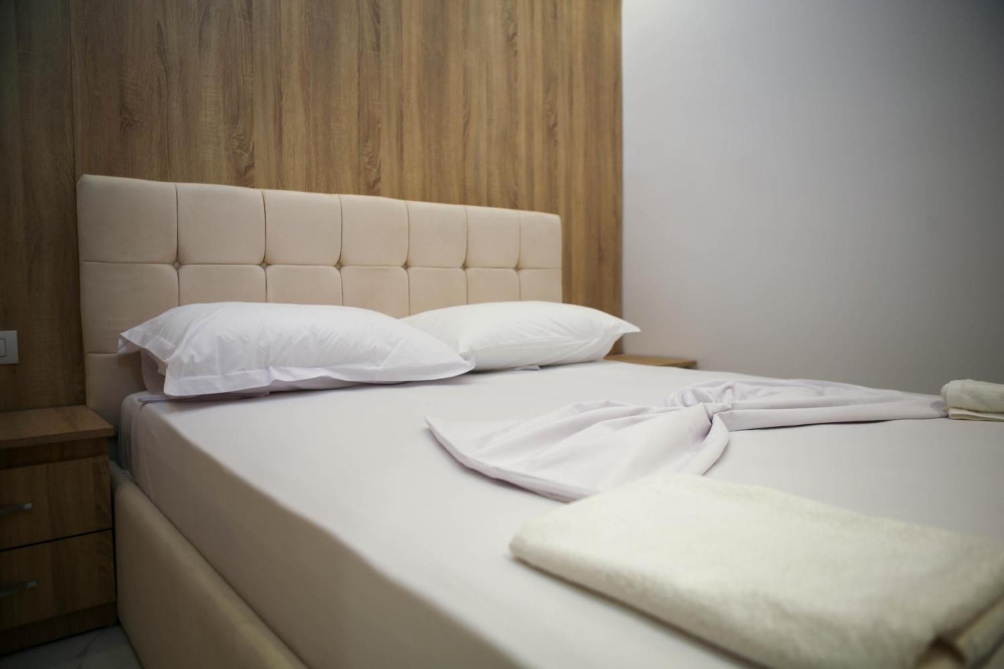 Matias Apartments Sarandë 外观 照片